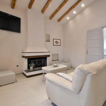 Locazione Turistica La Corte Di Marga 度假居